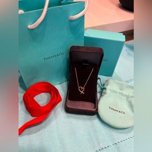 Tiffany & Co Loving Heart necklace Paloma Picasso Gold 18k